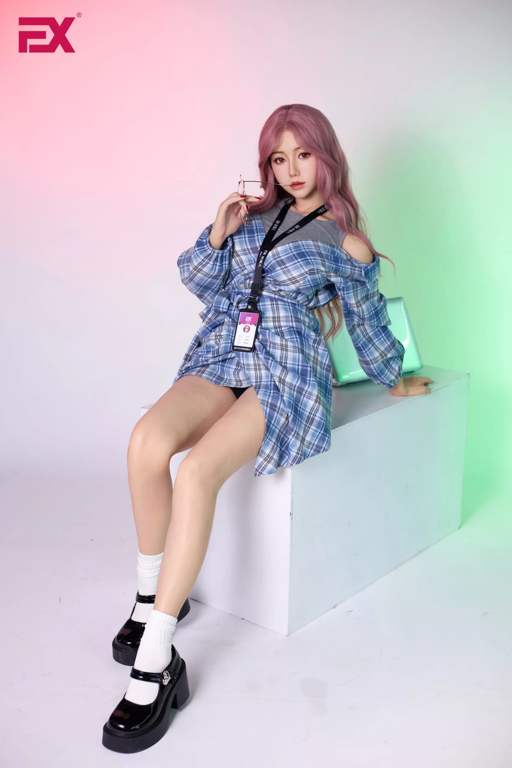 Yuki Pink-haired youthful and beautiful sex doll