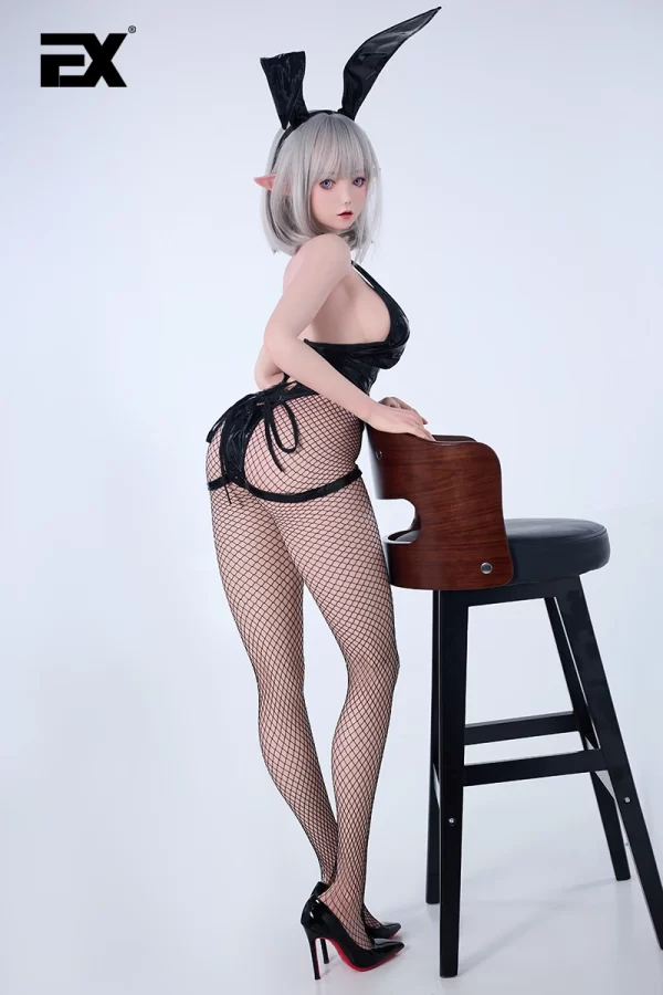 This bunny girl is 150 centimeters tall and is a lifelike platinum-grade silicone doll.