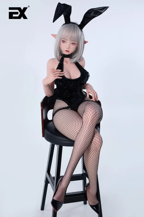 This bunny girl is 150 centimeters tall and is a lifelike platinum-grade silicone doll.